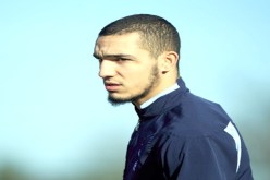 بن طالب في التشكيلة الأسوأ للبريمير ليغ إلى جانب روني وهازارد