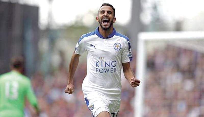 حديث عن اهتمام ليفربول بمحرز واللاعب يؤكد أنه سعيد في ليستر سيتي