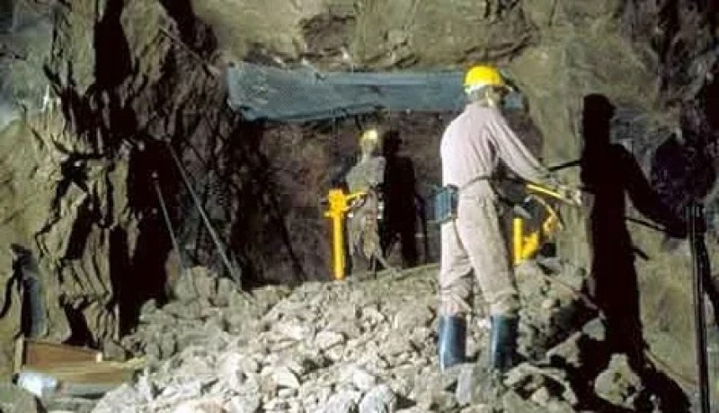 لجنة الشؤون الاقتصادية بالبرلمان تدرس التعديلات المقترحة حول مشروع قانون المناجم