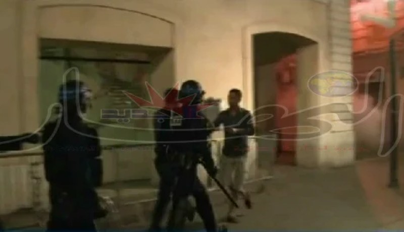 بالفيديو: الشرطة الفرنسية تعتقل 74 جزائريا بعد تأهل الخضر للدور الثاني في مونديال البرازيل
