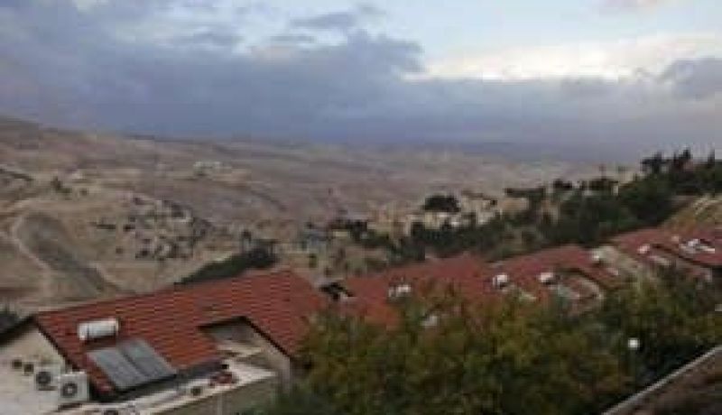 القيادة الفلسطينية تعتبر الاستيطان مدمرا لحل الدولتين