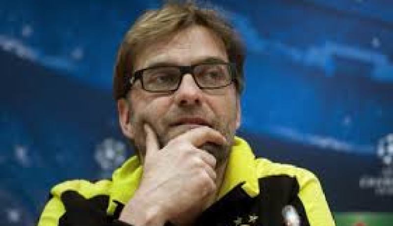 المدير الفني لنادي بوروسيا دورتموند: لا أتمني مواجهة فرق اسرائيلية احترامًا لغزة