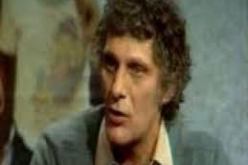 متحف السينما الجزائرية يكرم جون لوي هورست بحضور إبنته آنيك