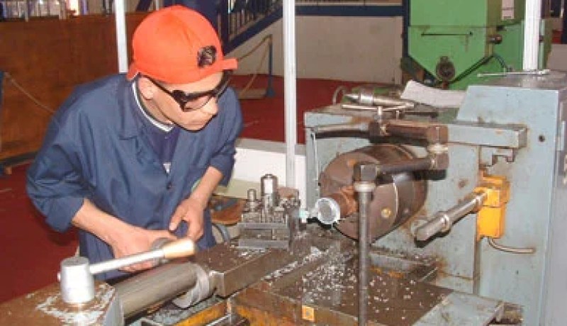 30 بالمائة من الموظفين الجدد بالمؤسسات الصناعية العمومية بولاية الجزائر من المتخرجين من مراكز التكوين المهني