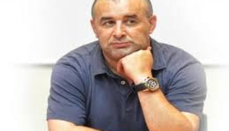 بن شيخة يهدد الدفاع الجديدي المغربي باللجوء إلى الفيفا لنيل مستحقاته العالقة