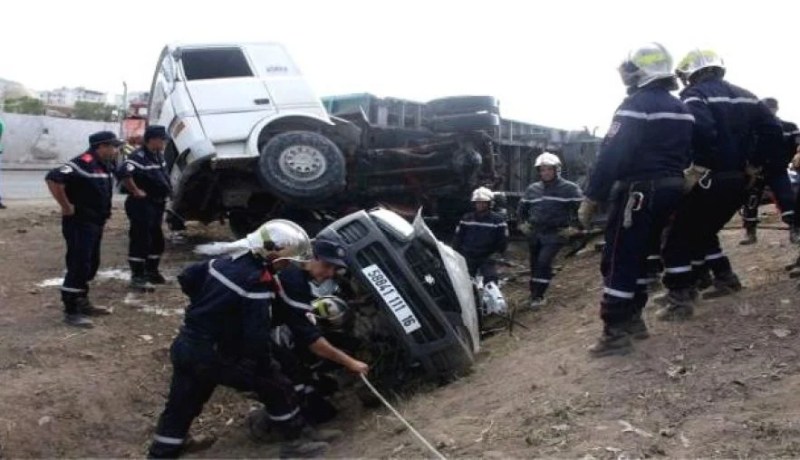 13 قتيلا و 64 جريحا في حوادث السير خلال 3 ايام