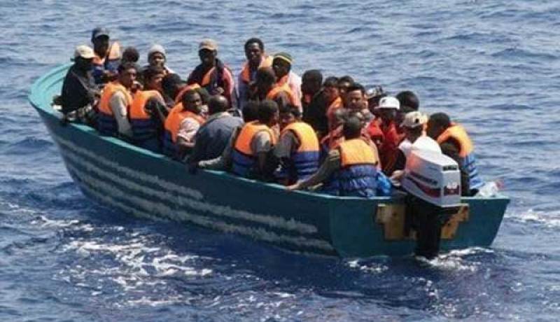 العثور على 13 جثة  مهاجر على مركب في  سواحل ليبيا