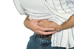 إصابة 13 شخص بتسسم في حفل زفاف بمنداس في غليزان