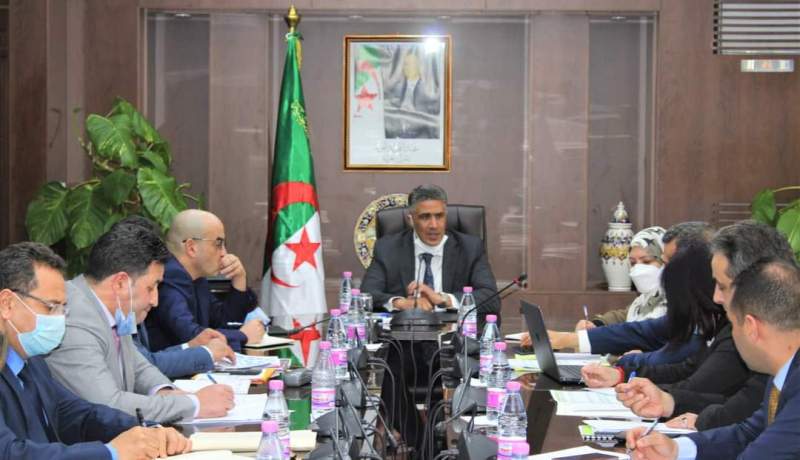 بلعريبي يأمر بمعاينة أحياء سكنات “عدل” و”LPP” قبل توزيعها خلال الثلاثي القادم