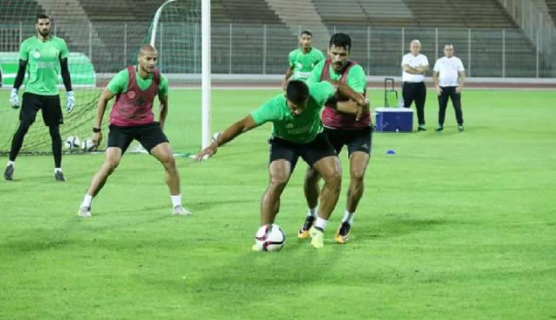 بالصور .. 13 لاعبا أجروا أول حصة بحملاوي