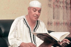 الشاب أنور يرتب أوراقه لاعتزال الغناء وعبدو وحسني في الطريق
