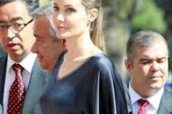 أنجلينا جولي تتفقد أوضاع اللاجئين في أربيل بالعراق