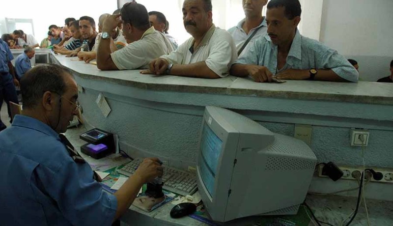 شبابيك متنقلة للشرطة بالمنافذ الحدودية البرية هذا الصيف