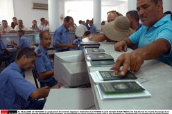 التوقيع بباريس على اتفاقي شراكة بين الجزائر و فرنسا في مجال الجمارك