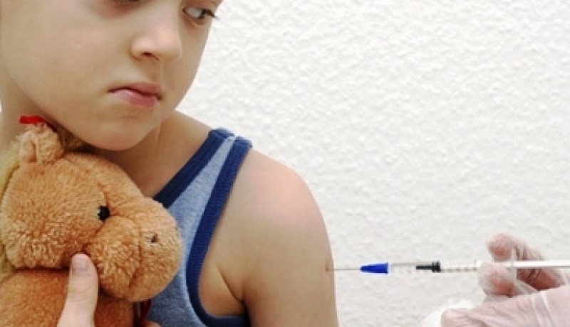 طفل يتلقى حقنة خاصة بالنساء الحوامل عن طريق الخطأ في مستشفى بباتنة