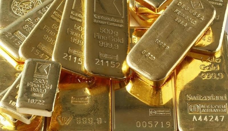 تراجع أسعار 1% الذهب أمام الدولار