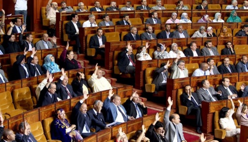 البرلمان التونسي يصادق على القرض الجزائري  بقيمة 190 مليون دينار