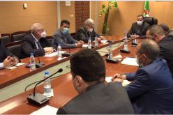 رزيق يبحث آليات ضبط أسعار المشروبات في السوق الوطنية