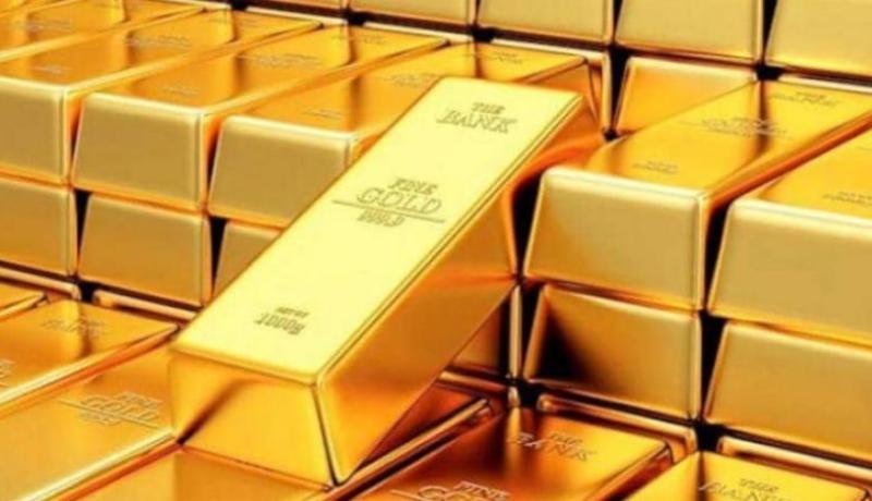 استقرار الذهب وانخفاض الدولار في السوق الدولية