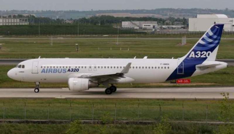 إصابة ثلاثة أشخاص جراء خروج طائرة عن مدرجها بالمطار بإندونيسيا