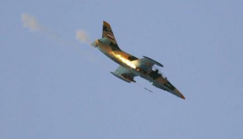 طائرات الجيش السوري تشن غارات جوية على حلب