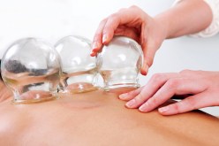 غلق محلات الحجامة والرقية الشرعية غير القانونية في العاصمة