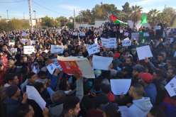 مواطنون ينظّمون وقفة في “ساحة المقاومة” ويطالبون برحيل المنتخبين ووالي الأغواط !