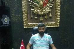 الرجل الذي أنقذه أردوغان عضو في المخابرات التركية ومشهد الإنقاذ مفبرك