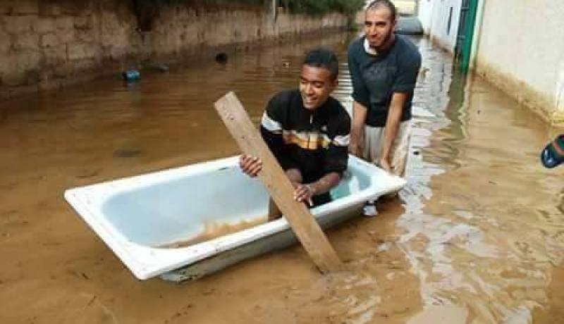 بالصور جانب من مخلفات فيضان وادي مزي في الأغواط