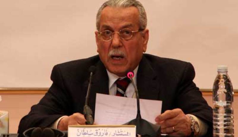 رئيس المحكمة الدستورية المصرية يتوقع صدور إعلان دستوري جديد يحدد صلاحيات الرئيس