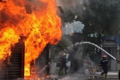 نشوب حريق مهوًل في أحد أسوق للأخشاب شمالي أفغانستان