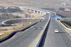 200 كلم من الطرق السريعة القديمة خطر على الجزائريين