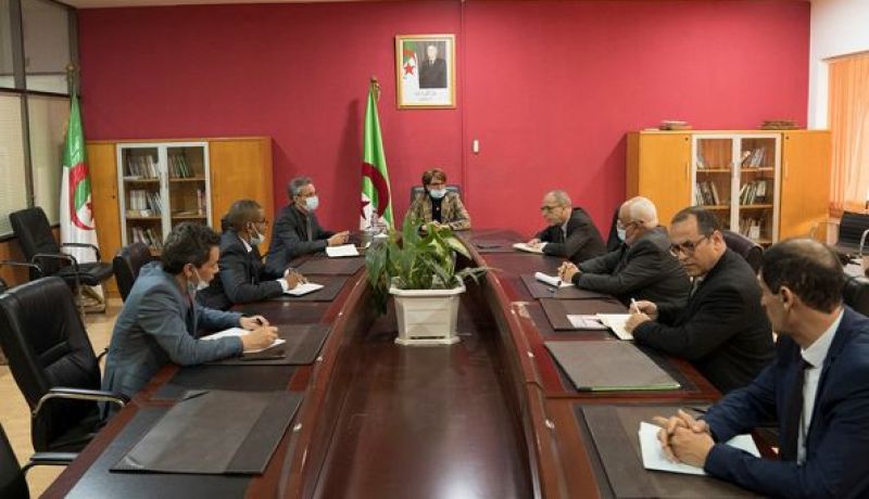 وزيرة الثقافة تُنصب المدير الجديد للمركز الوطني للمخطوطات