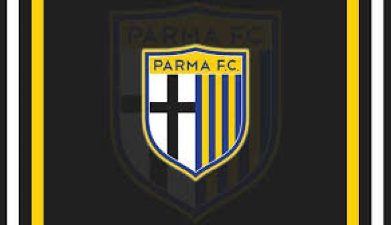 النيابة الإيطالية تطالب نادي بارما بإعلان إفلاسه