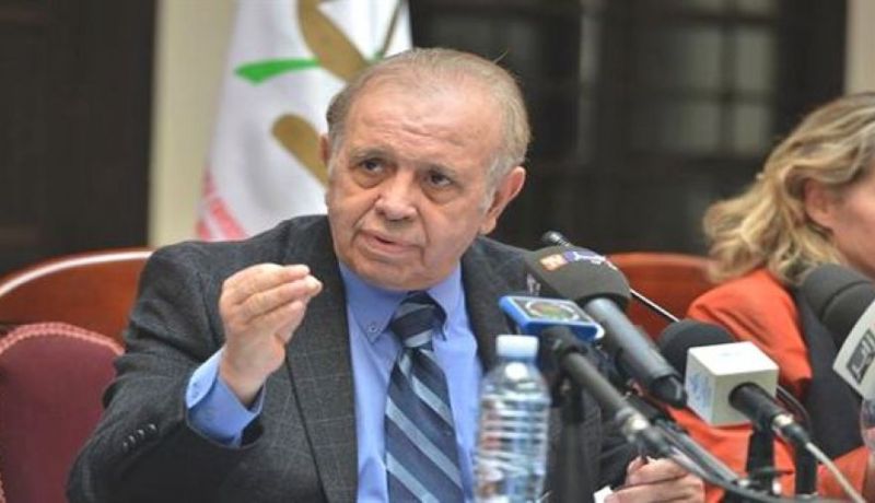 قسنطيني يتبرأ من أكاذيب صحف ربراب حول قرين