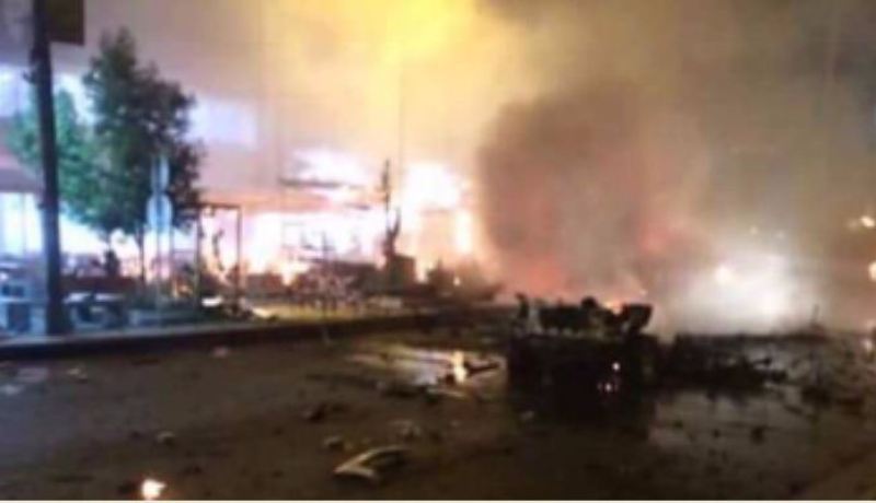 مقتل 12 عراقيا في تفجير بالكرادة ..وداعش يتبنى