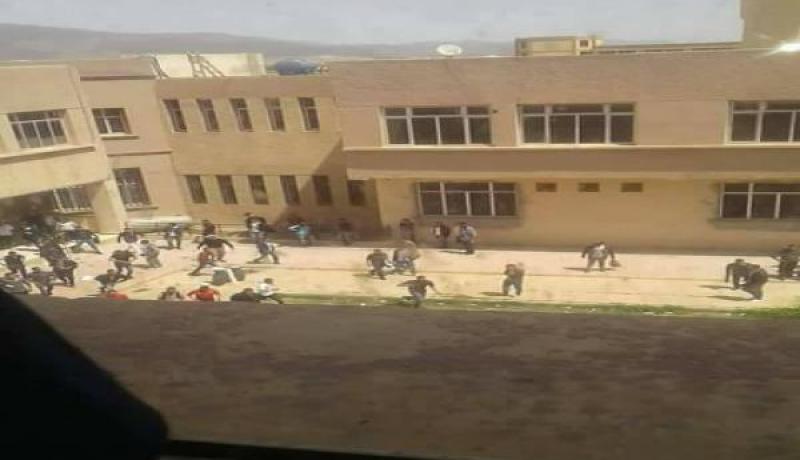 بالفيديو ارتفاع حصيلة المشادات بين طلبة جامعة باتنة إلى 9 جرحى