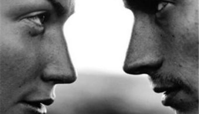 أبحث عن امرأة تنسيني بؤس الماضي .. وتسعى لإسعادي