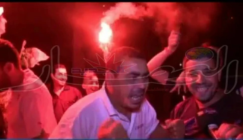بالفيديو: الجماهير تطلق العنان للتعبير عن فرحتها العارمة بتأهل الخضر