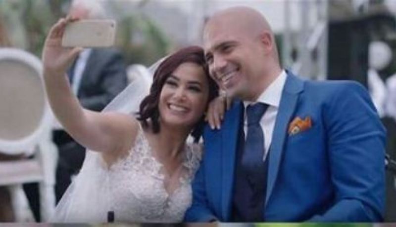 هند صبري وظافر العابدين يتزوّجان ويهزمان السّرطان معا
