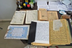 بالصور..توقيف ستيني يمارس السحر والشعوذة عن طريق تدنيس المصحف بالنعامة