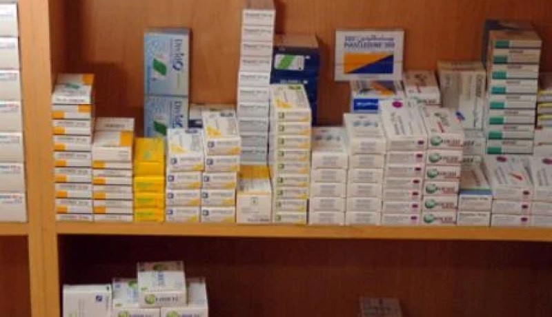 توقيف 4 أشخاص يهربون الأدوية بتبسة