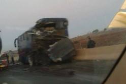 حادث مرور خطير بين شاحنة وحافلة لنقل المسافرين بين عين الدفلى والشلف