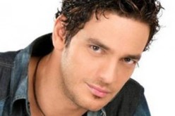 الفنان خالد أبو النجا يستمر في مهاجمة السيسي