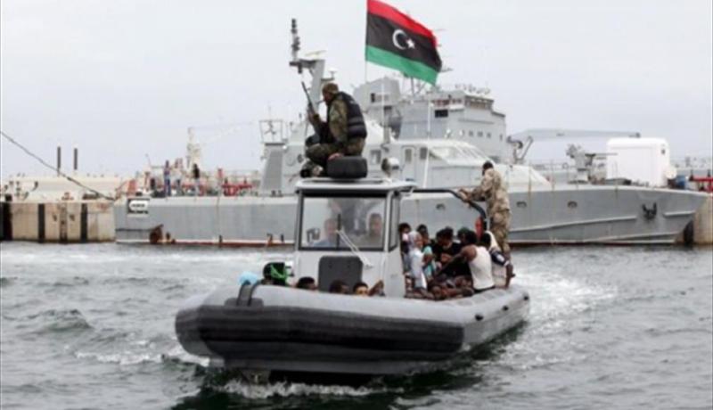 ليبيا تطالب إيطاليا بالإسراع في تسليمها 4 قوارب للحد من الهجرة