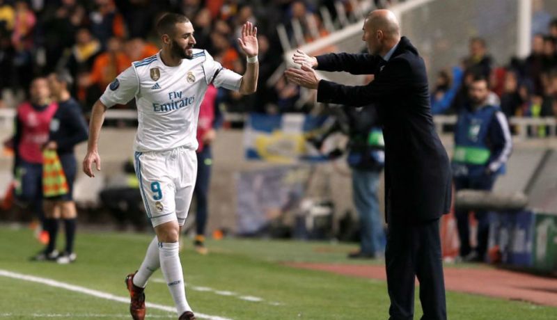 بن زيمة يستفز “ديشامب”: “أنا لاعب كبير” !