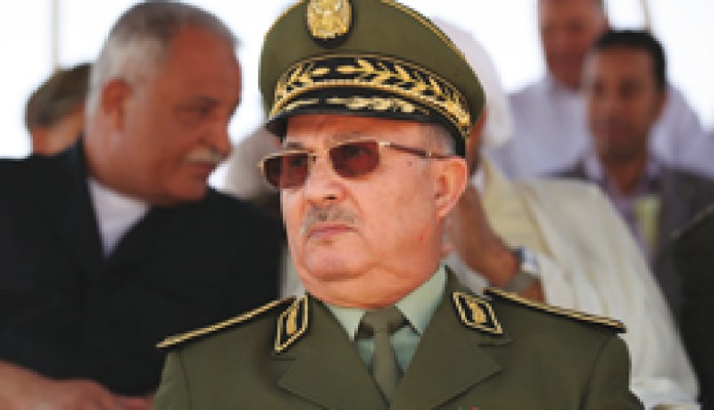 الجنرال عبداوي يحدث حالة تأهّب بولايات الوسط