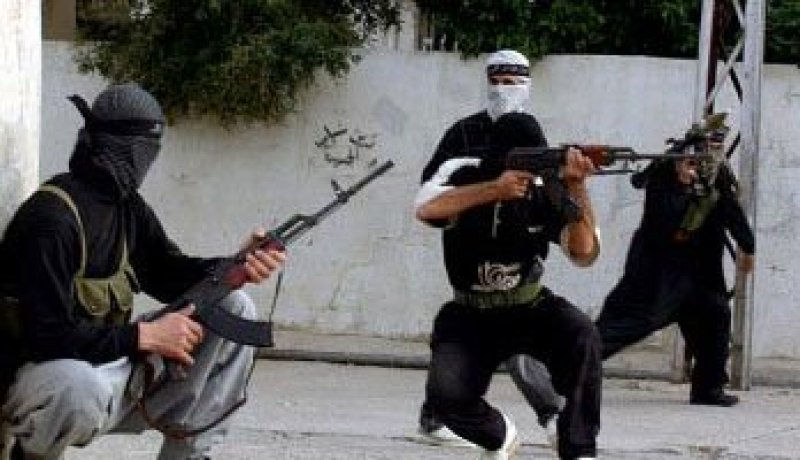 نجاة سكرتير الرئيس اليمنى من محاولة اغتيال