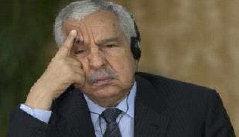 مستشار للعقيد القذافي يستقيل من منصبه