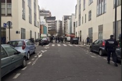 10 قتلى حادث اطلاق نار داخل مقر مجلة شارلي ايبدو في باريس